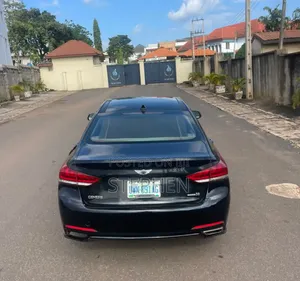 Genesis G90 2015 Black