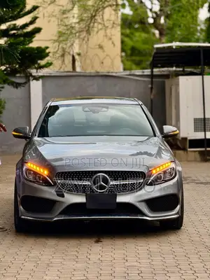 Mercedes-Benz C400 4Matic AWD Sedan (3.0L V6 7A) 2015 Gray