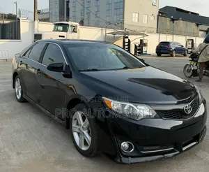 Toyota Camry SE 4dr Sedan (2.5L 4cyl 6A) 2014 Black