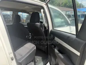 Toyota Hilux 2017 White