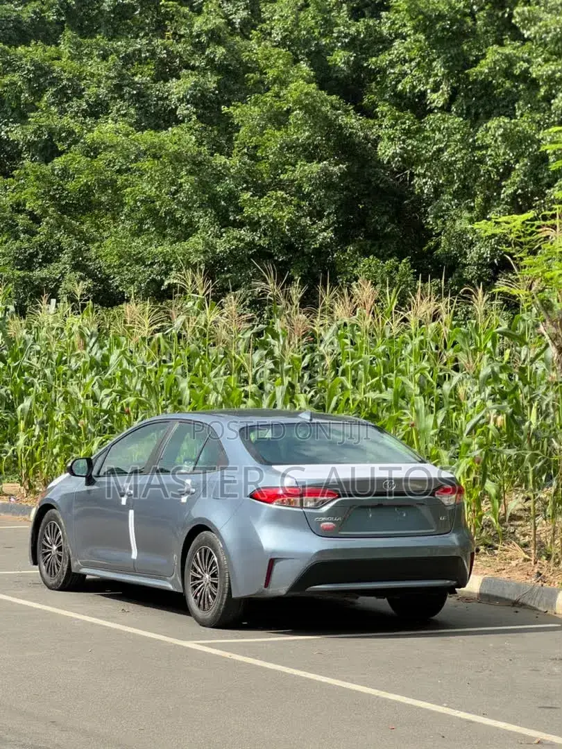 Toyota Corolla 2020 Silver
