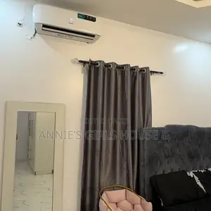 Girls House