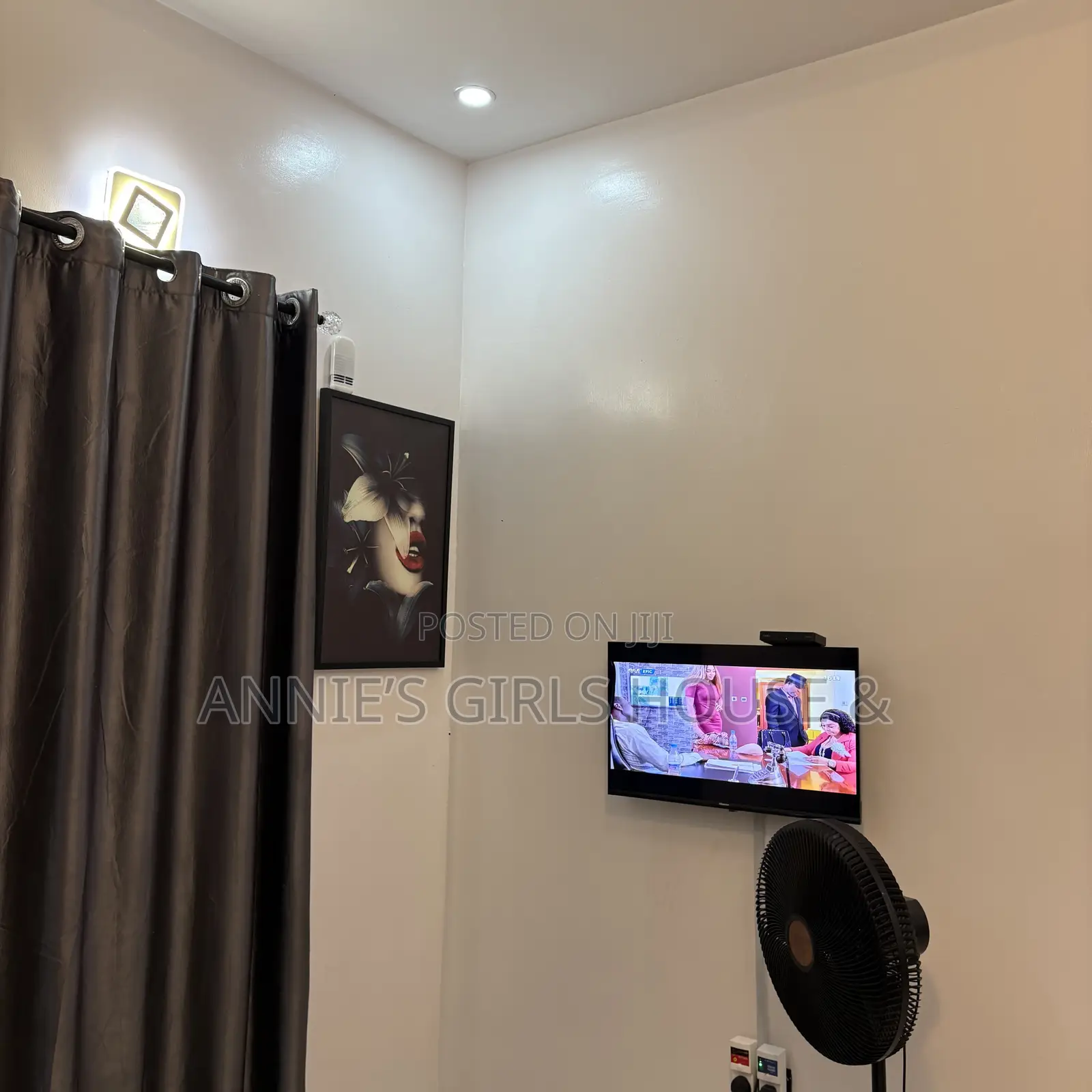 Girls House