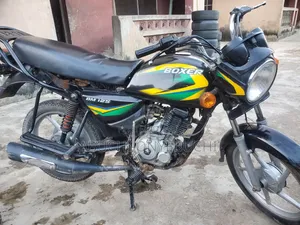 Bajaj Boxer 2025 Black