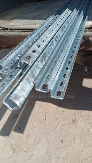41mm*41mm Galvanized Unitrust Hanger