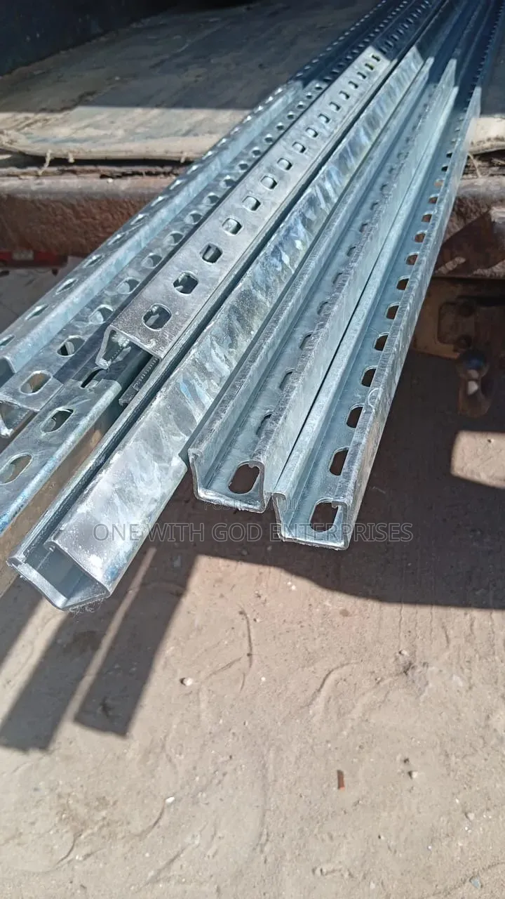 41mm*41mm Galvanized Unitrust Hanger