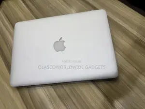 Laptop Apple MacBook Pro 2015 16GB Intel Core i5 SSD 256GB
