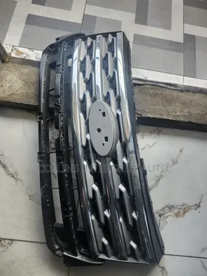 Front Grill Ford Explorer 2016