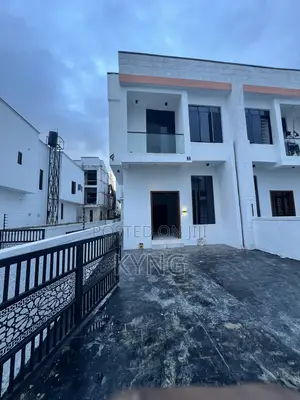 4bdrm Duplex in Ikota Gra for sale