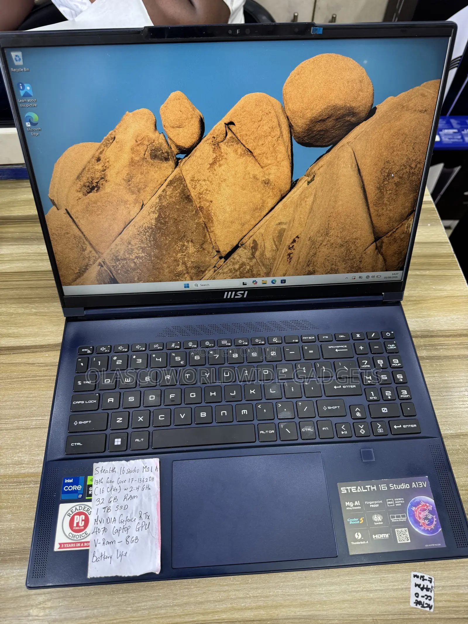 Laptop MSI Stealth 16 AI Studio 16GB Intel Core i7 SSD 1T