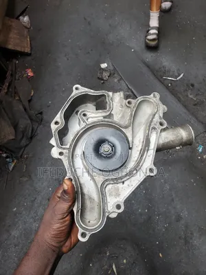 Water Pump Dodge Ram 2015 V8 5.7L