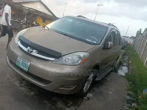 Toyota Sienna 2006 Gray