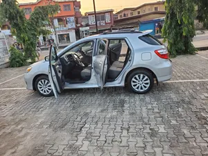 Toyota Matrix XRS Hatchback FWD (2.4L 4cyl 5A) 2009 Silver