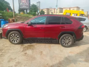 Toyota RAV4 2020 Red