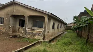 8bdrm Bungalow in Jankata, Akala Express for sale