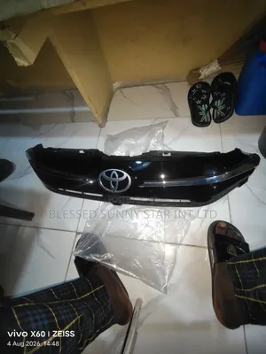 Front Grille Toyota Urban Cruiser