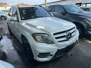 Mercedes-Benz GLK-Class 350 4MATIC 2014 White