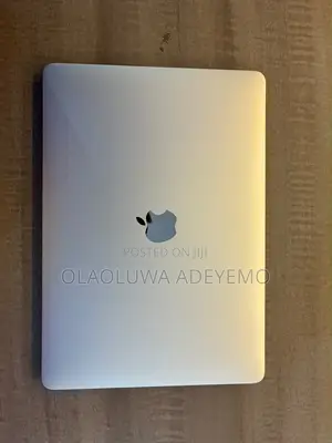 Laptop Apple MacBook Pro 2017 8GB Intel Core i5 SSD 256GB