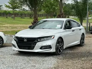 Honda Accord Sport 2018 White