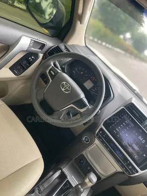 Toyota Land Cruiser Prado 4.0 Petrol TX-L 2018 White