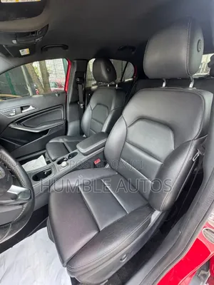 Mercedes-Benz GLA 250 2018 Red