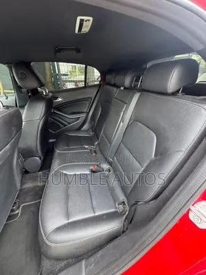 Mercedes-Benz GLA 250 2018 Red