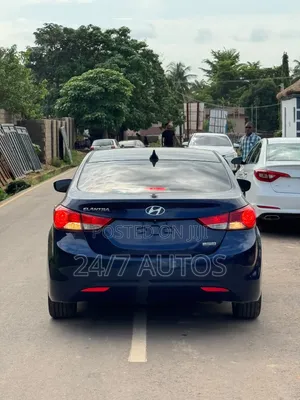 Hyundai Elantra 2012 Blue