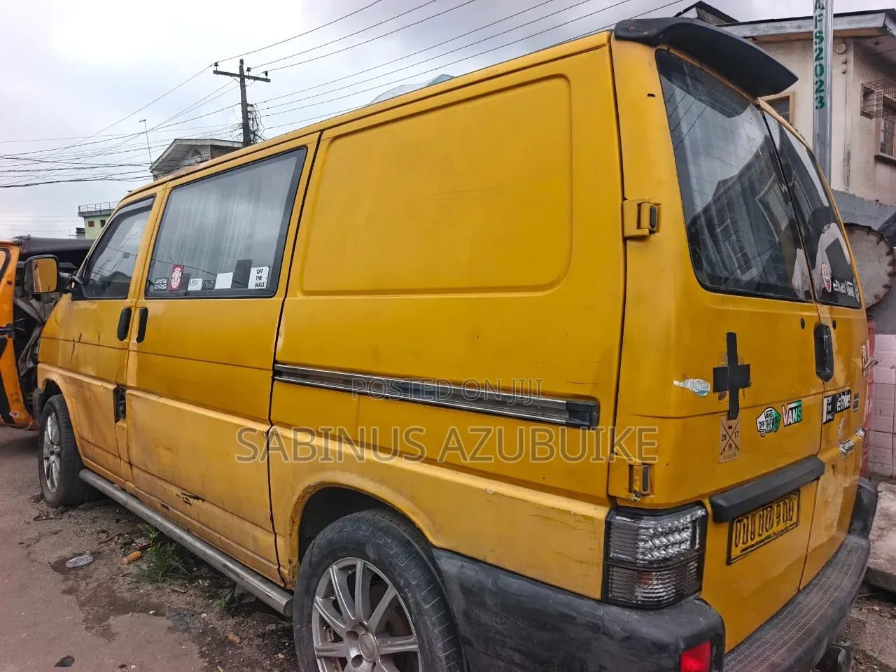Volkswagen Transporter 2004 Yellow