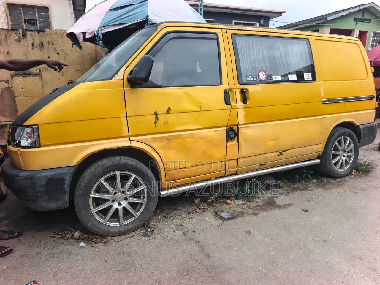 Volkswagen Transporter 2004 Yellow