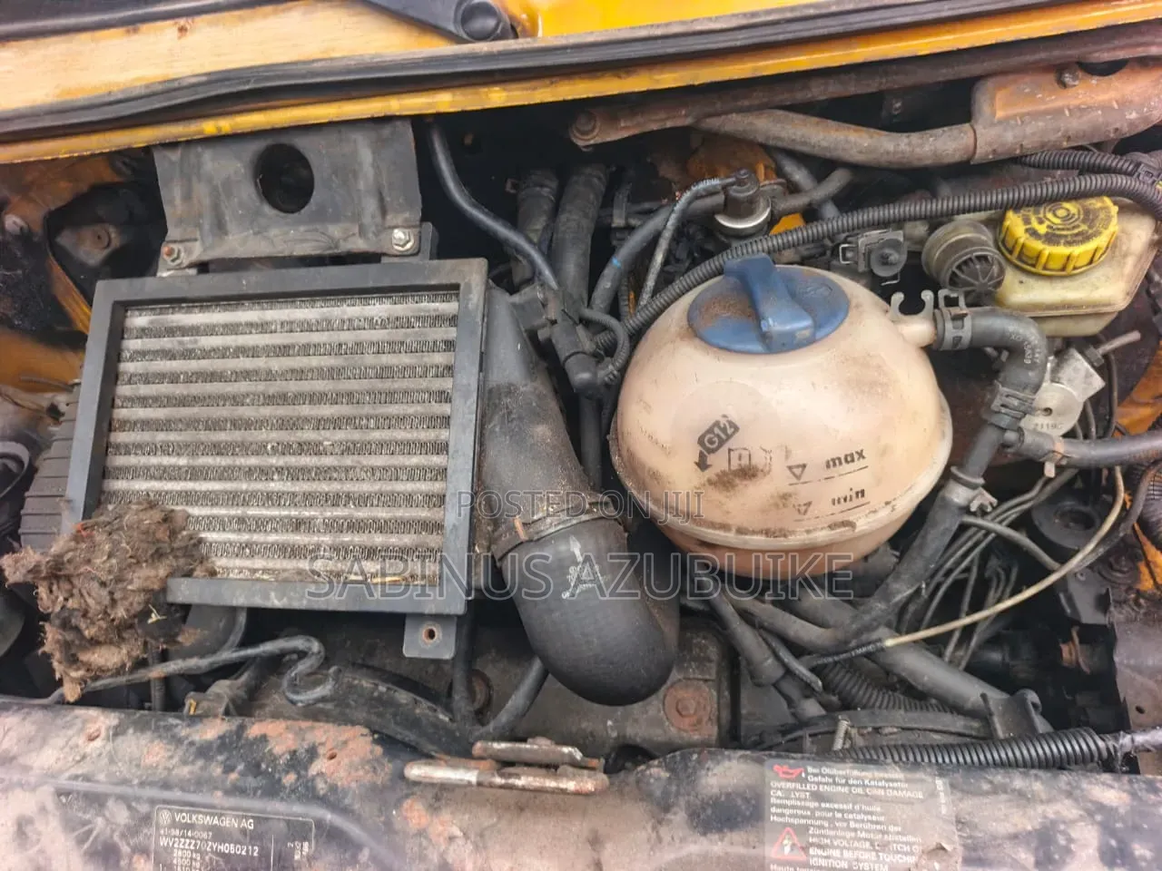 Volkswagen Transporter 2004 Yellow