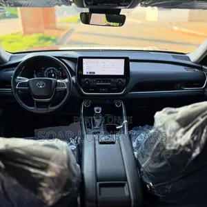New Toyota Highlander XLE AWD 2024 Black