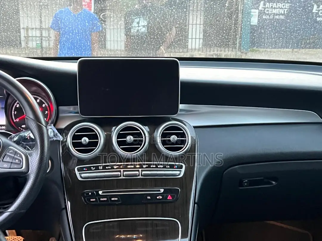 Mercedes-Benz GLC-Class 2017 White