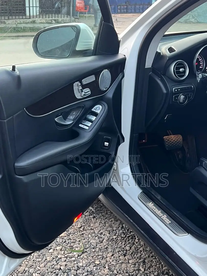 Mercedes-Benz GLC-Class 2017 White