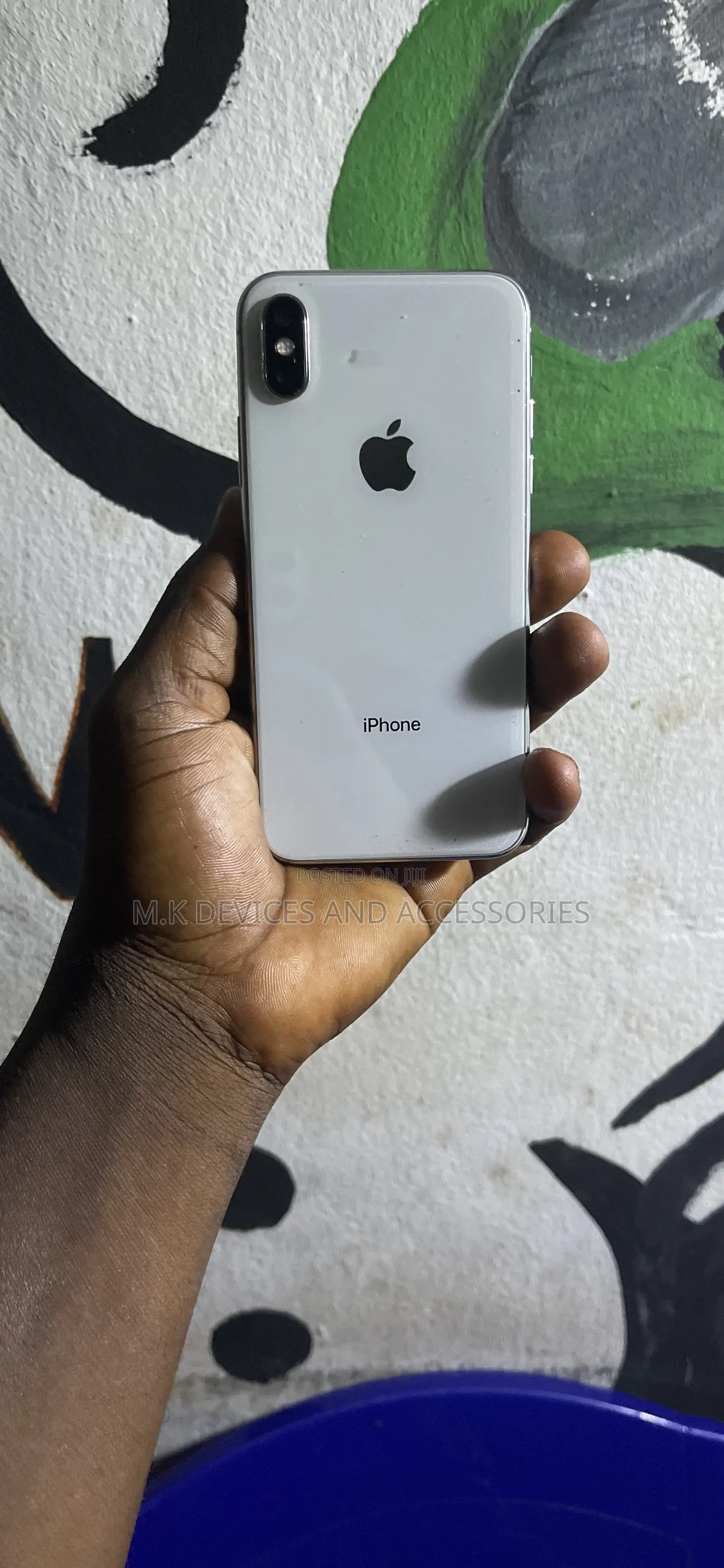Apple iPhone X 64 GB White
