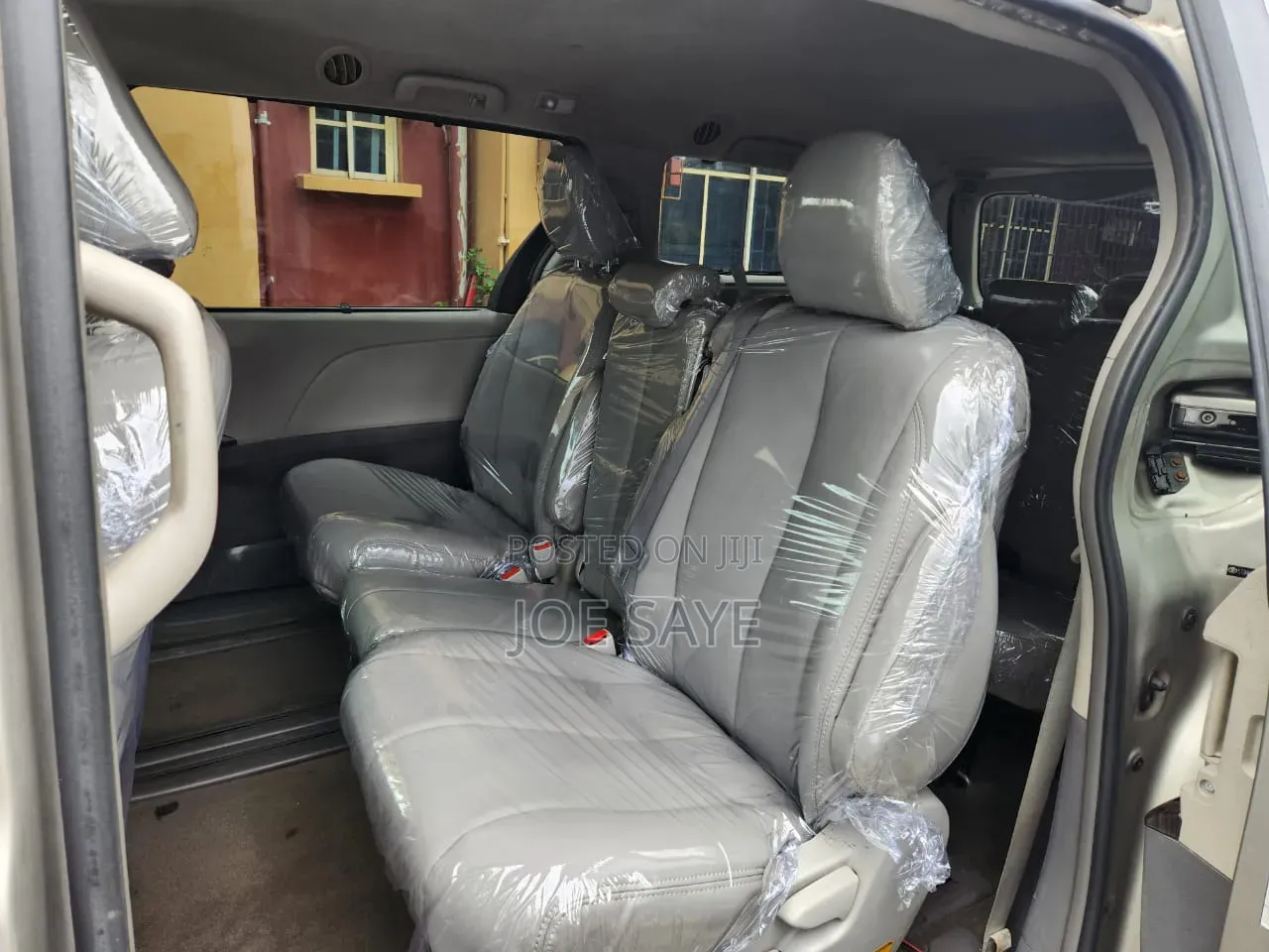 Toyota Sienna 2015 Silver