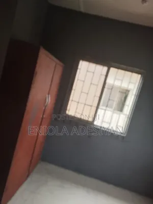 2bdrm Block of Flats in Total Total, Agric for rent