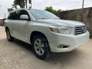 Toyota Highlander 2009 White