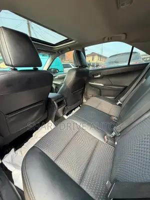Toyota Camry SE 4dr Sedan (2.5L 4cyl 6A) 2013 Red