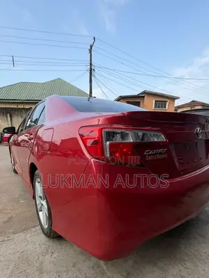 Toyota Camry SE 4dr Sedan (2.5L 4cyl 6A) 2013 Red
