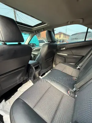 Toyota Camry SE 4dr Sedan (2.5L 4cyl 6A) 2013 Red