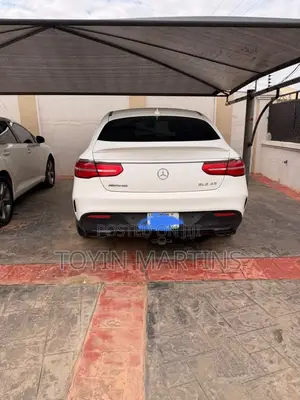 Mercedes-Benz GLE-Class 2017 White