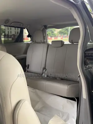 Toyota Sienna 2013 Gray