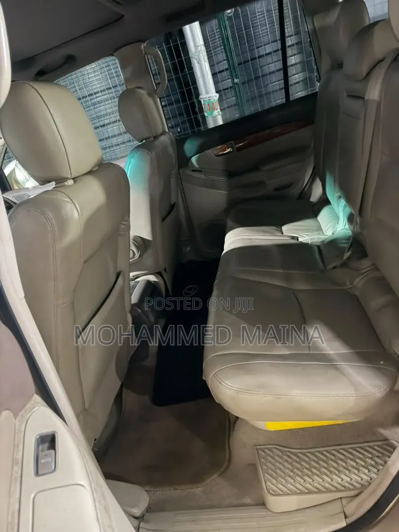 Lexus GX 470 2004 Gold