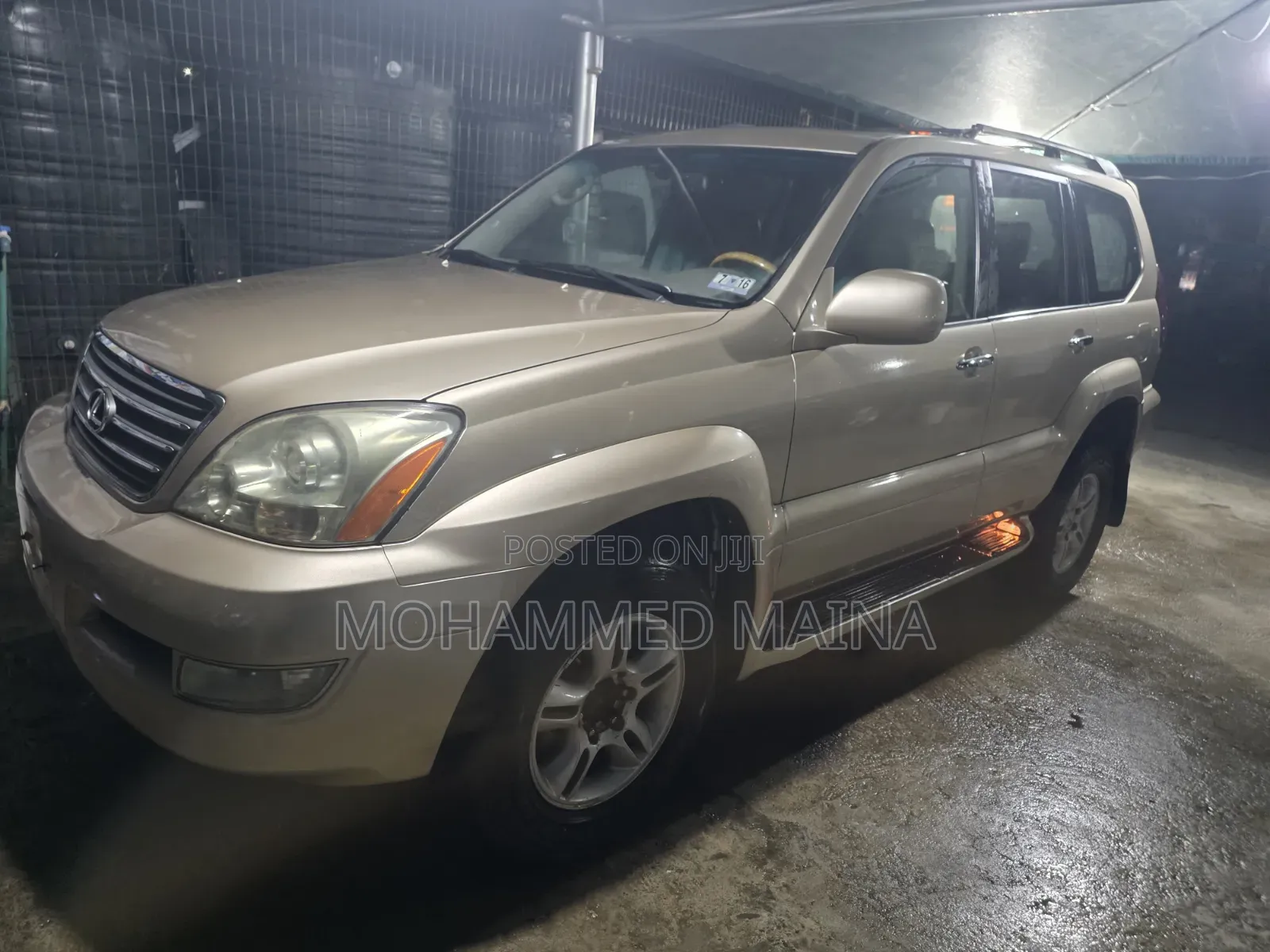 Lexus GX 470 2004 Gold