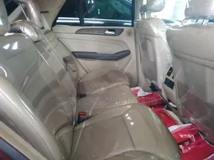 Mercedes-Benz M Class 2013 Maroon