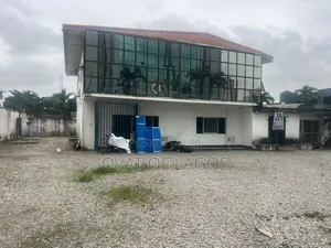 5bdrm Duplex in Vi, 1004 for rent