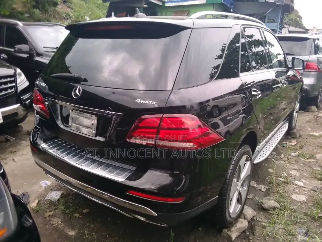 Mercedes-Benz GLE-Class 2017 Black