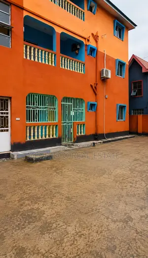 3bdrm Block of Flats in Obio-Akpor for sale