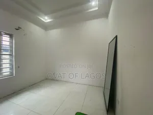 1bdrm Apartment in Chevron for rent