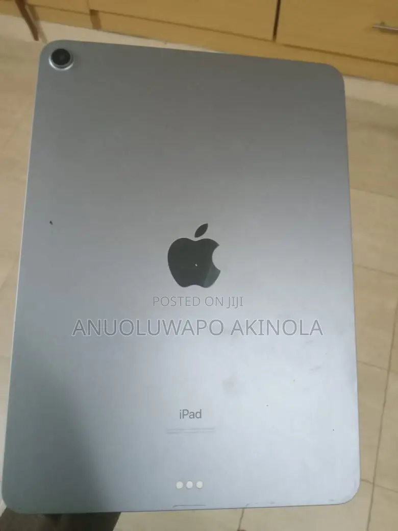 Apple iPad Air 128 GB Silver